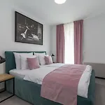 Luxury Magali 1 Apartment *