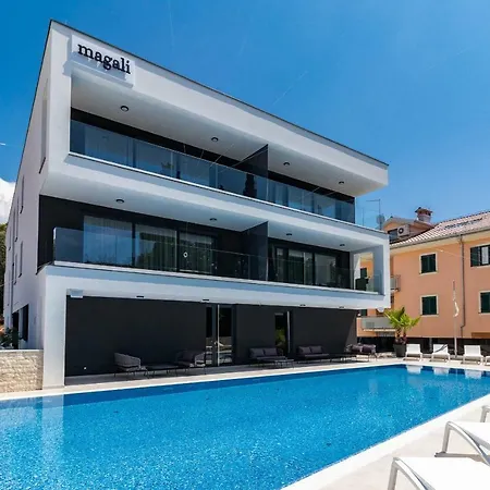 Luxury Magali 1